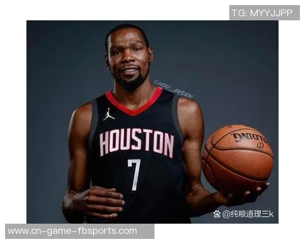 杜兰特要是持续昨日这样，火箭是肯定夺不了冠的，杜兰特现已不胜大用，他早就没才能扛起球队了，更何况没控卫